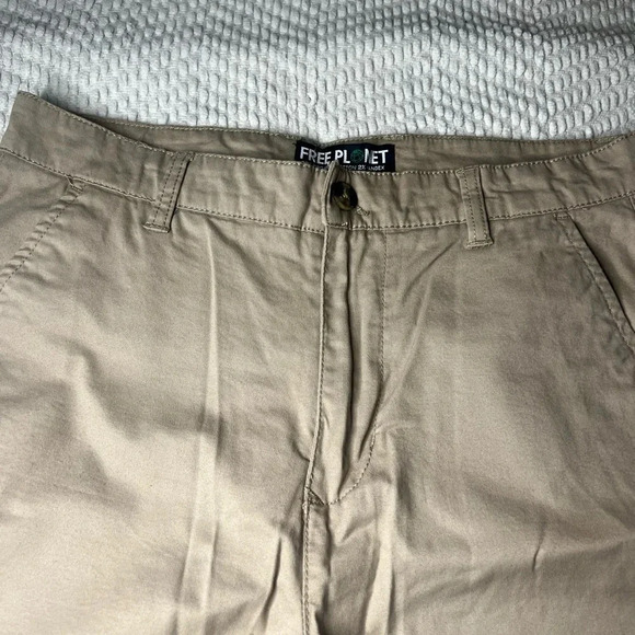 🖤Free Planet khaki shorts🖤 - Picture 3 of 9